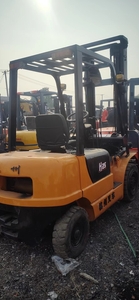 杭州2.5噸柴油升高4米叉車